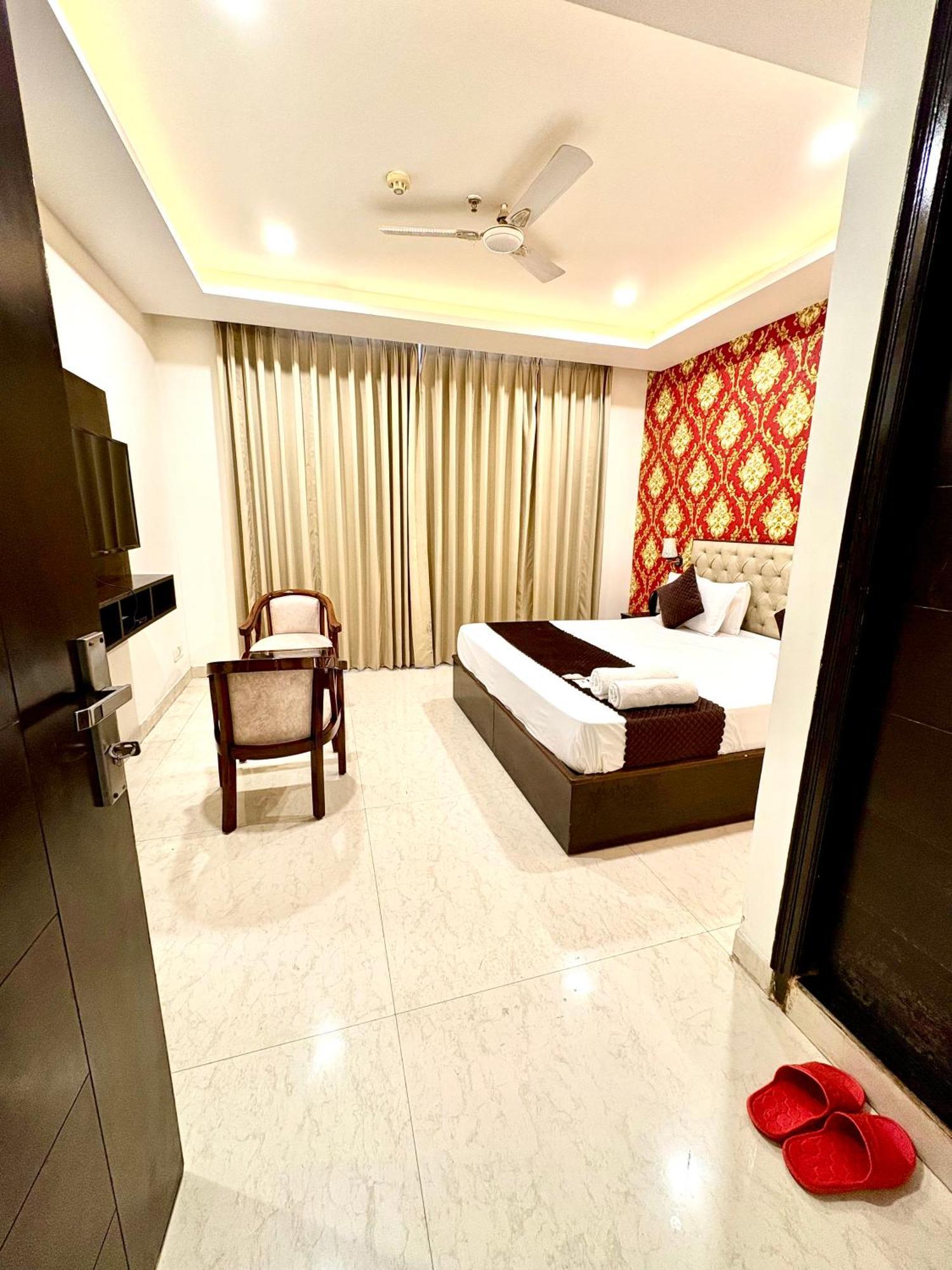 Zirakpur Hotel Northview Park By Lycoris !! Top Rated & Most Awarded Property In Tricity מראה חיצוני תמונה