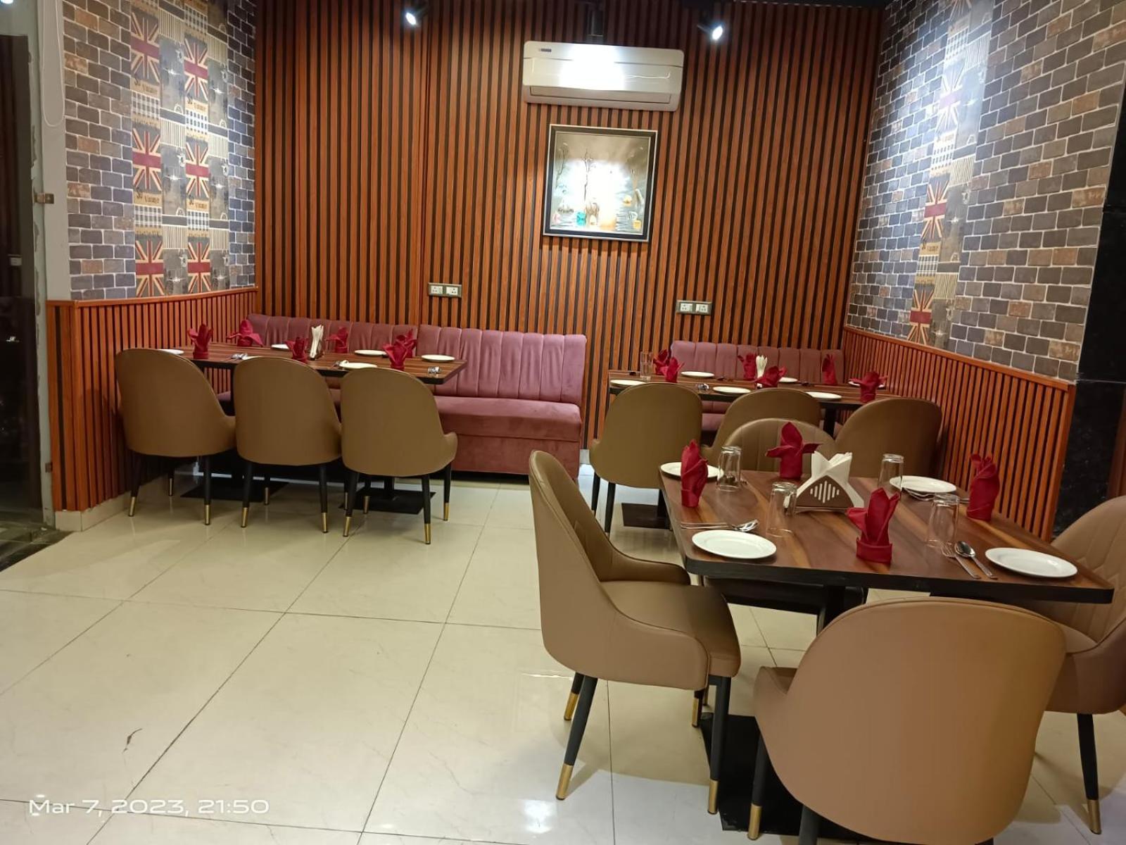 Zirakpur Hotel Northview Park By Lycoris !! Top Rated & Most Awarded Property In Tricity מראה חיצוני תמונה