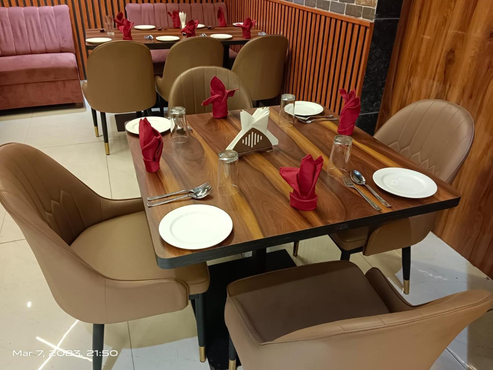 Zirakpur Hotel Northview Park By Lycoris !! Top Rated & Most Awarded Property In Tricity מראה חיצוני תמונה